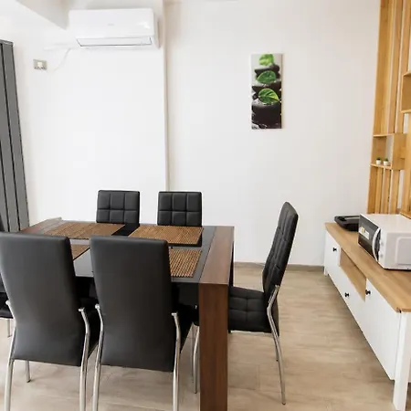 شقة فندقية Ale Sea Eddea - Privat In Alezzi Mamaia Nord 3*