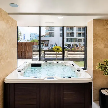 Ale Sea Eddea - Privat In Alezzi Mamaia Nord 3*